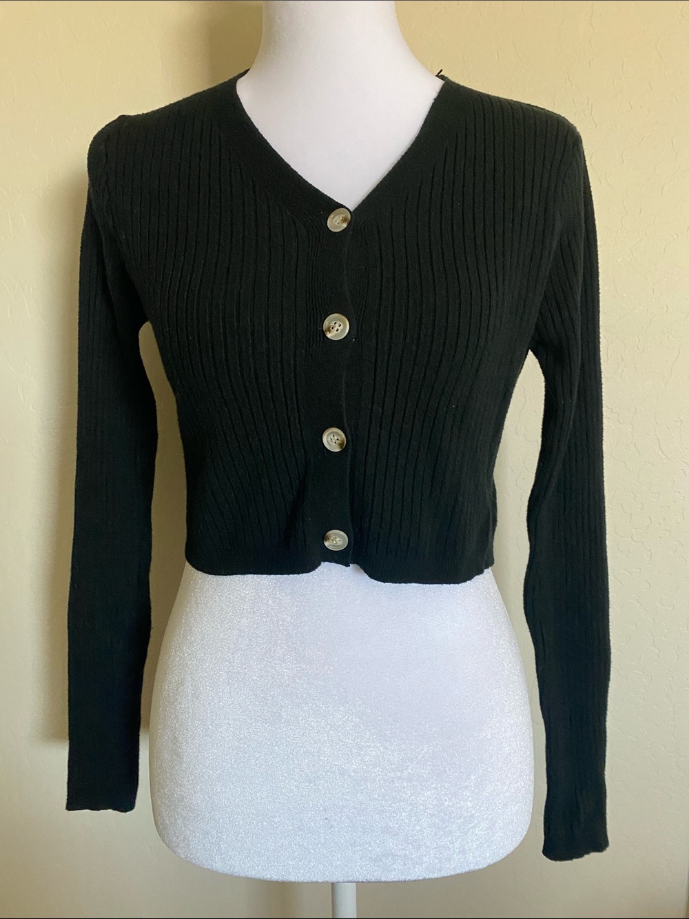 Junior’s Black Ribbed Cardigan